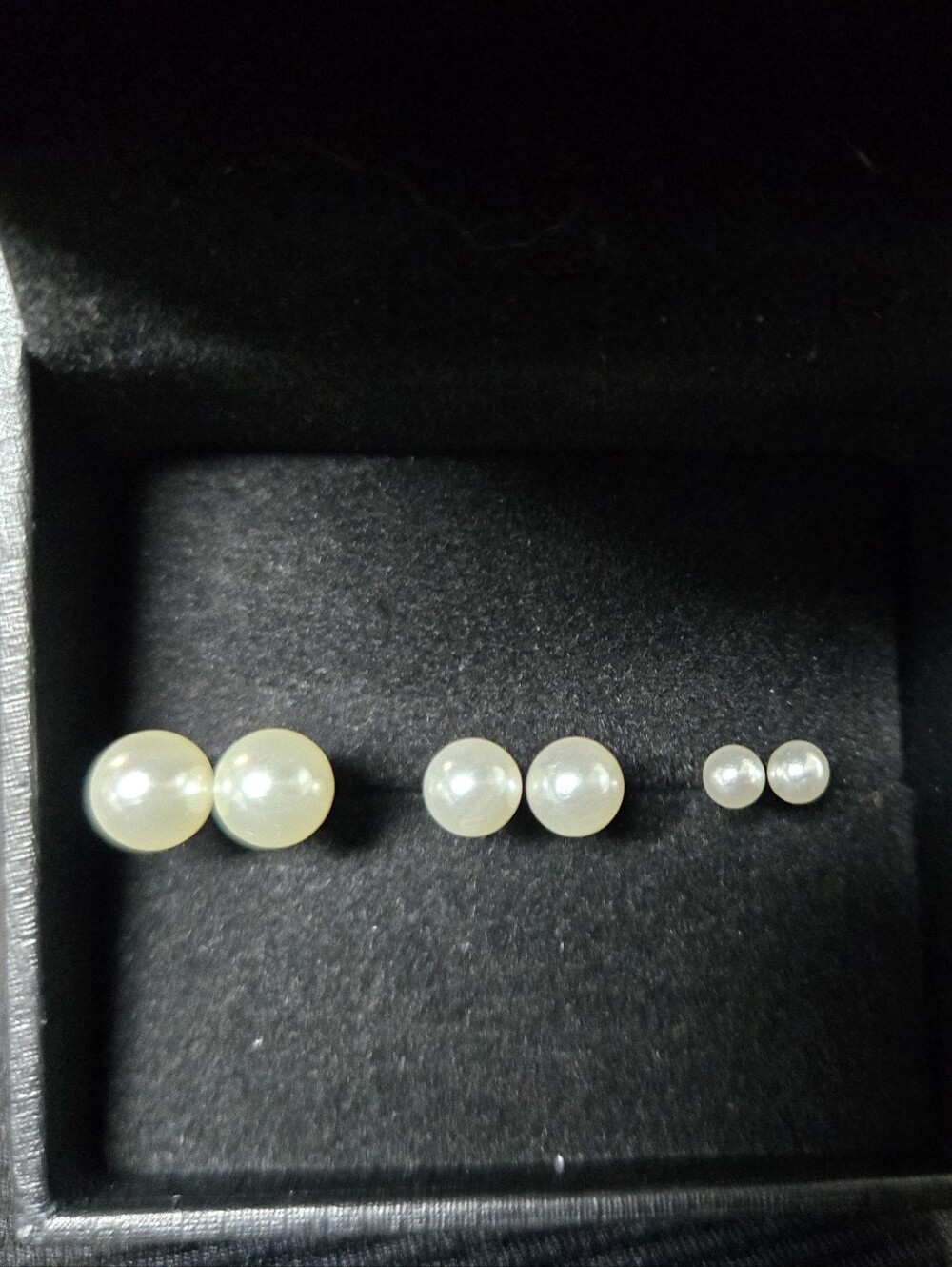 Classic Pearl Stud Earrings Trio Set - White